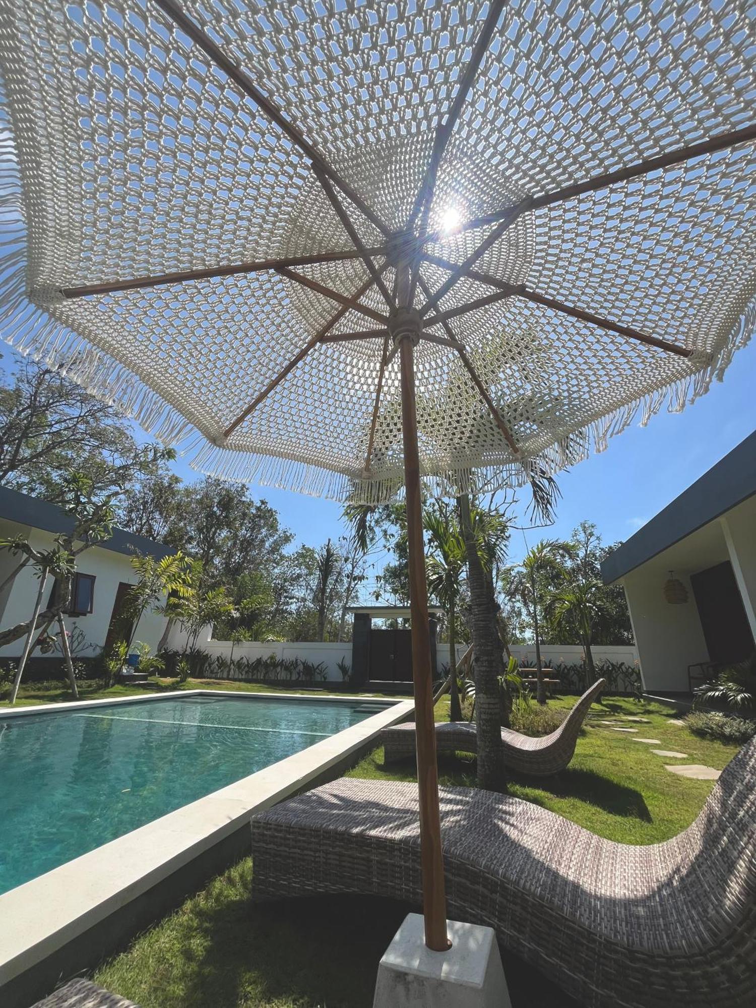 Tropical Almond Villa Uluwatu Extérieur photo