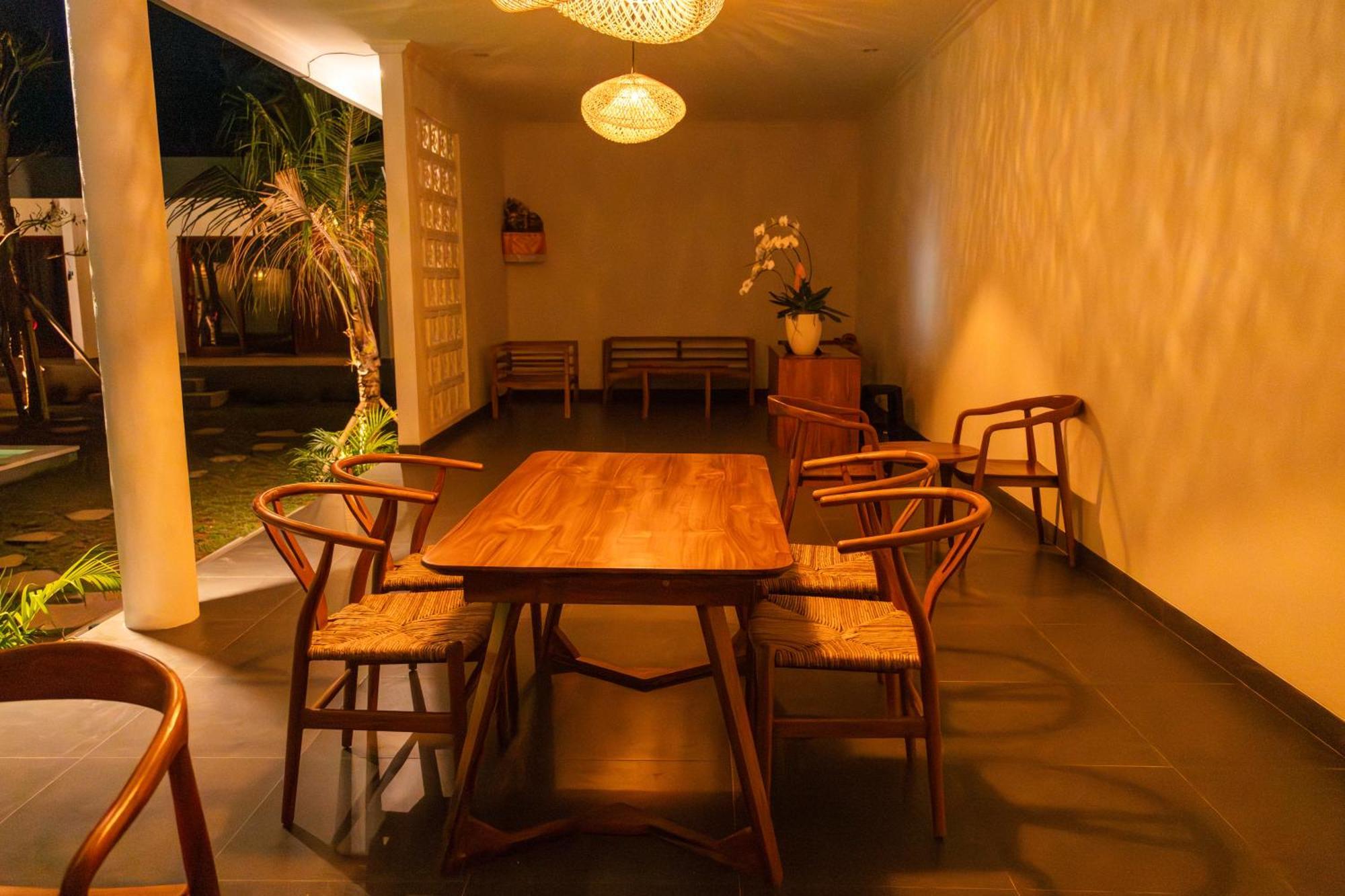 Tropical Almond Villa Uluwatu Extérieur photo