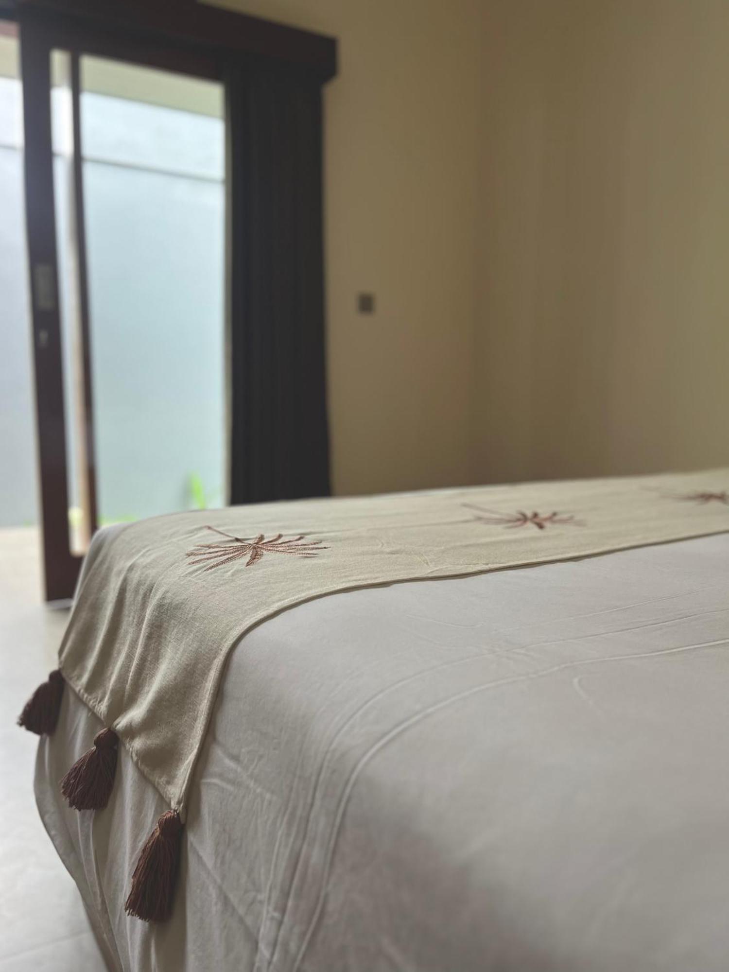 Tropical Almond Villa Uluwatu Extérieur photo